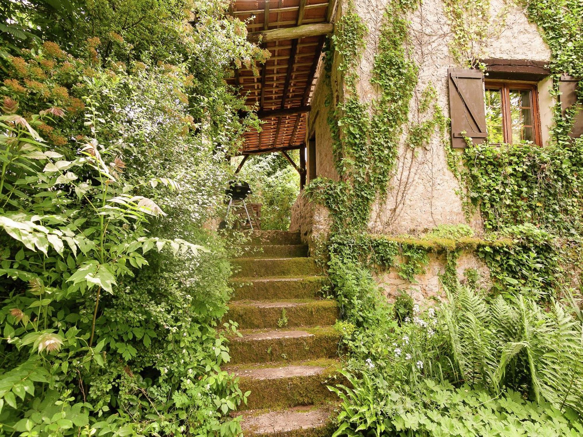 Cottage In Les Eyzies De Tayac Sireuil With Pool Meyrals Екстериор снимка