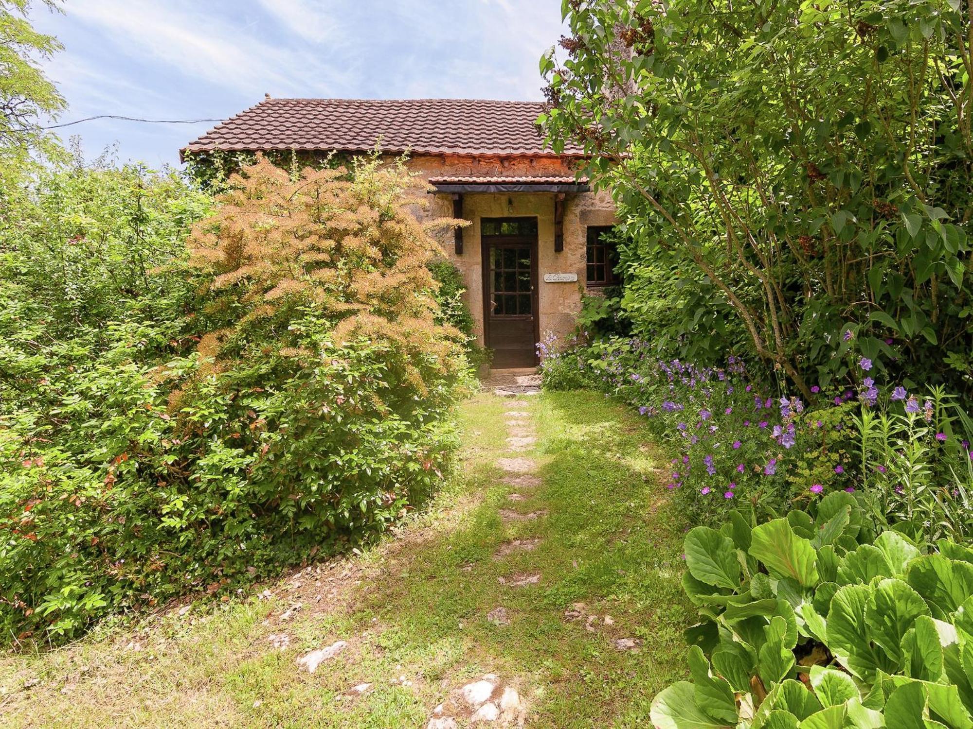 Cottage In Les Eyzies De Tayac Sireuil With Pool Meyrals Екстериор снимка