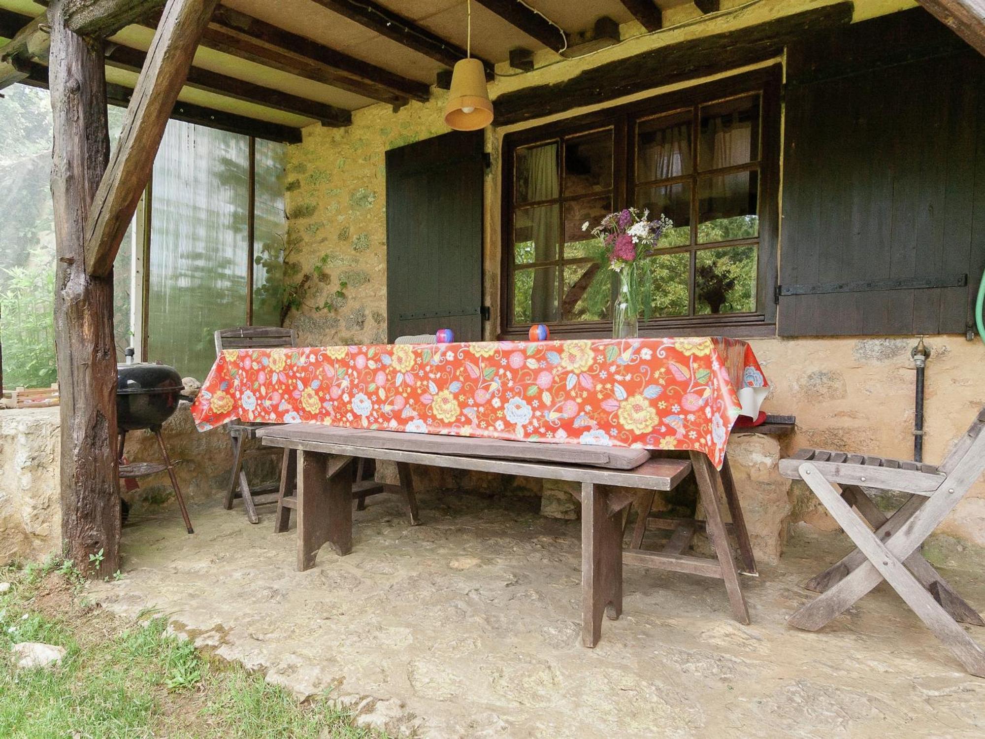Cottage In Les Eyzies De Tayac Sireuil With Pool Meyrals Екстериор снимка