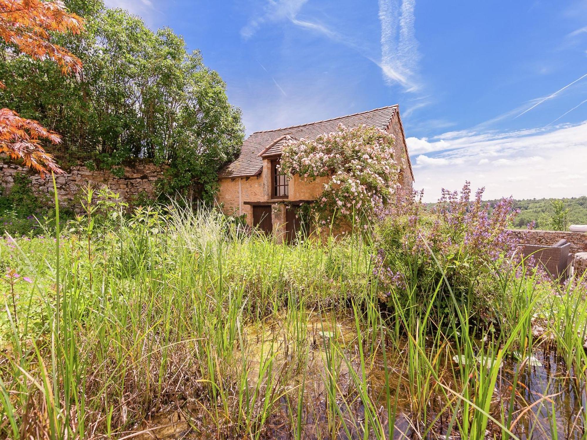 Cottage In Les Eyzies De Tayac Sireuil With Pool Meyrals Екстериор снимка