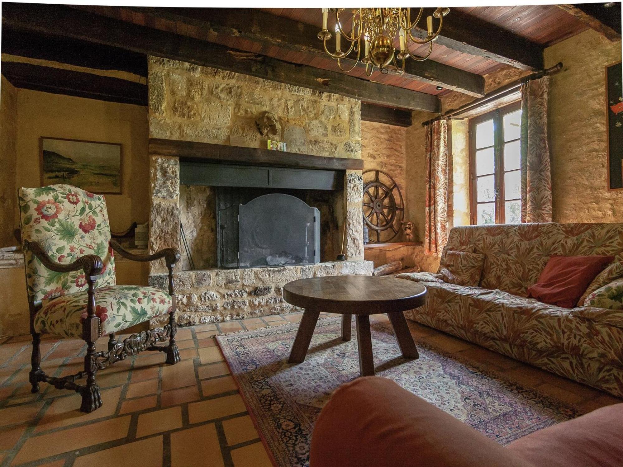 Cottage In Les Eyzies De Tayac Sireuil With Pool Meyrals Екстериор снимка