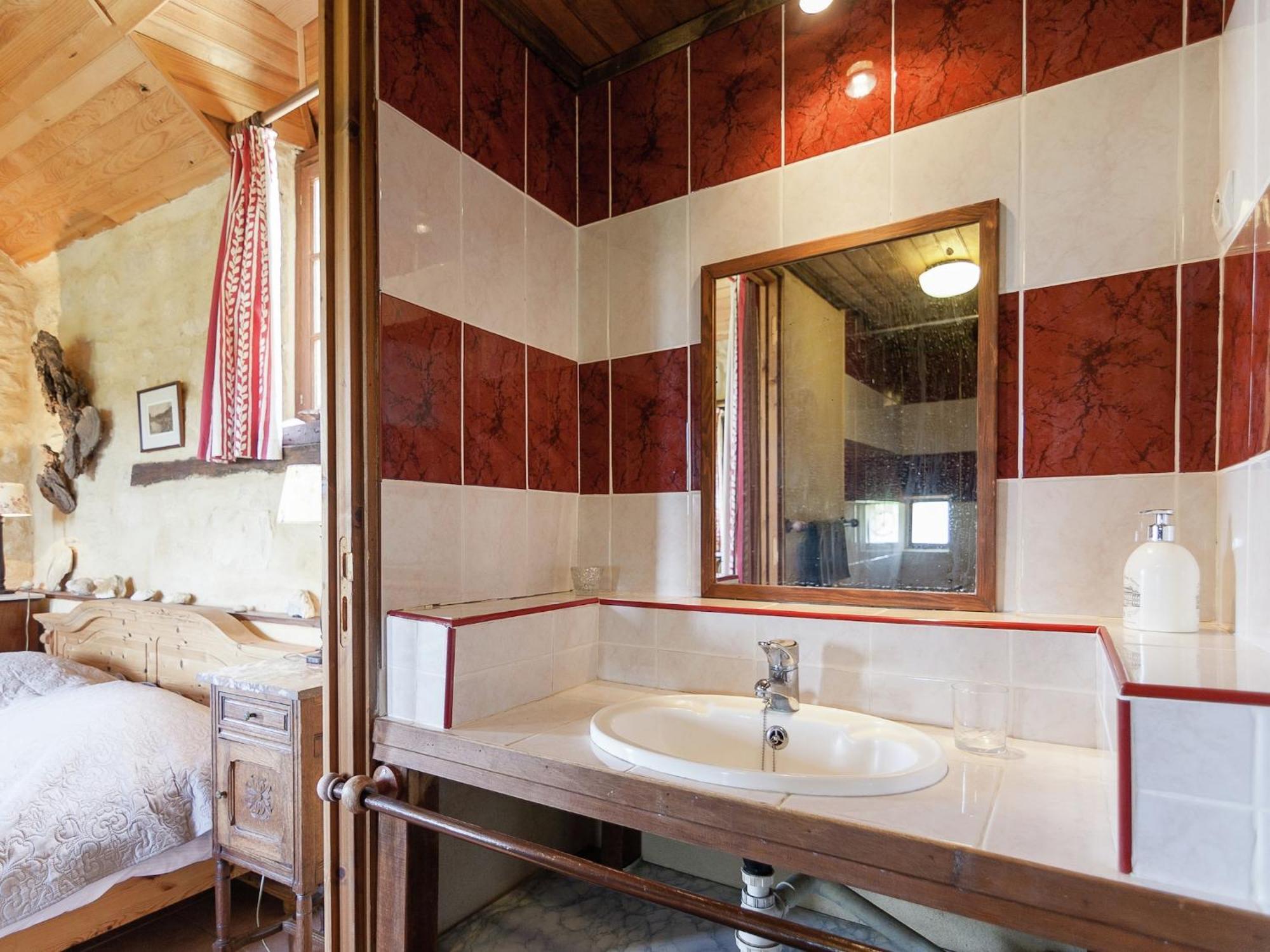 Cottage In Les Eyzies De Tayac Sireuil With Pool Meyrals Екстериор снимка