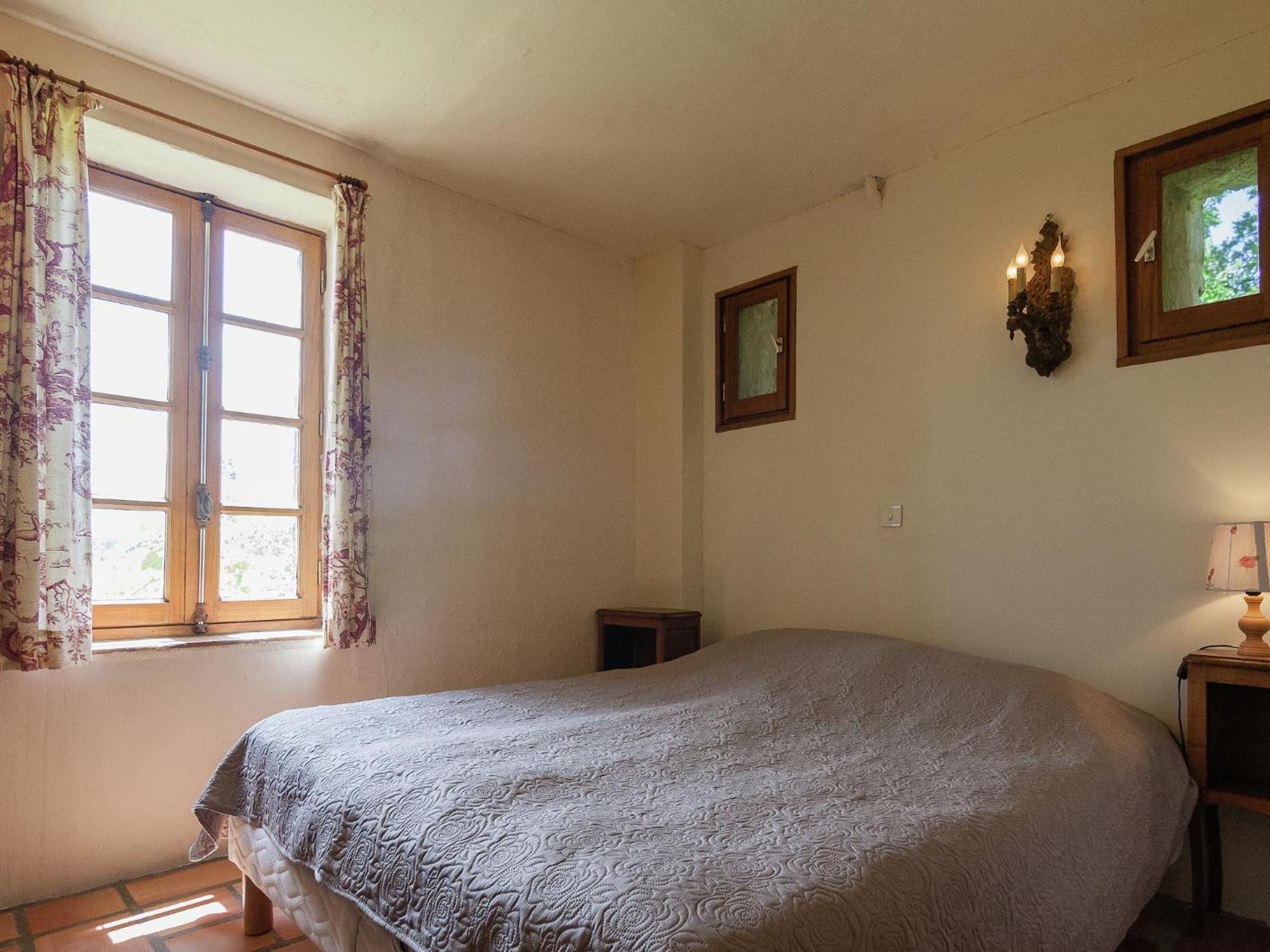 Cottage In Les Eyzies De Tayac Sireuil With Pool Meyrals Екстериор снимка