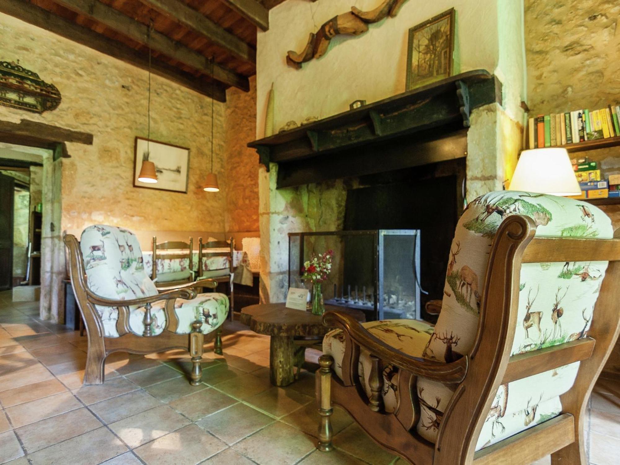 Cottage In Les Eyzies De Tayac Sireuil With Pool Meyrals Екстериор снимка